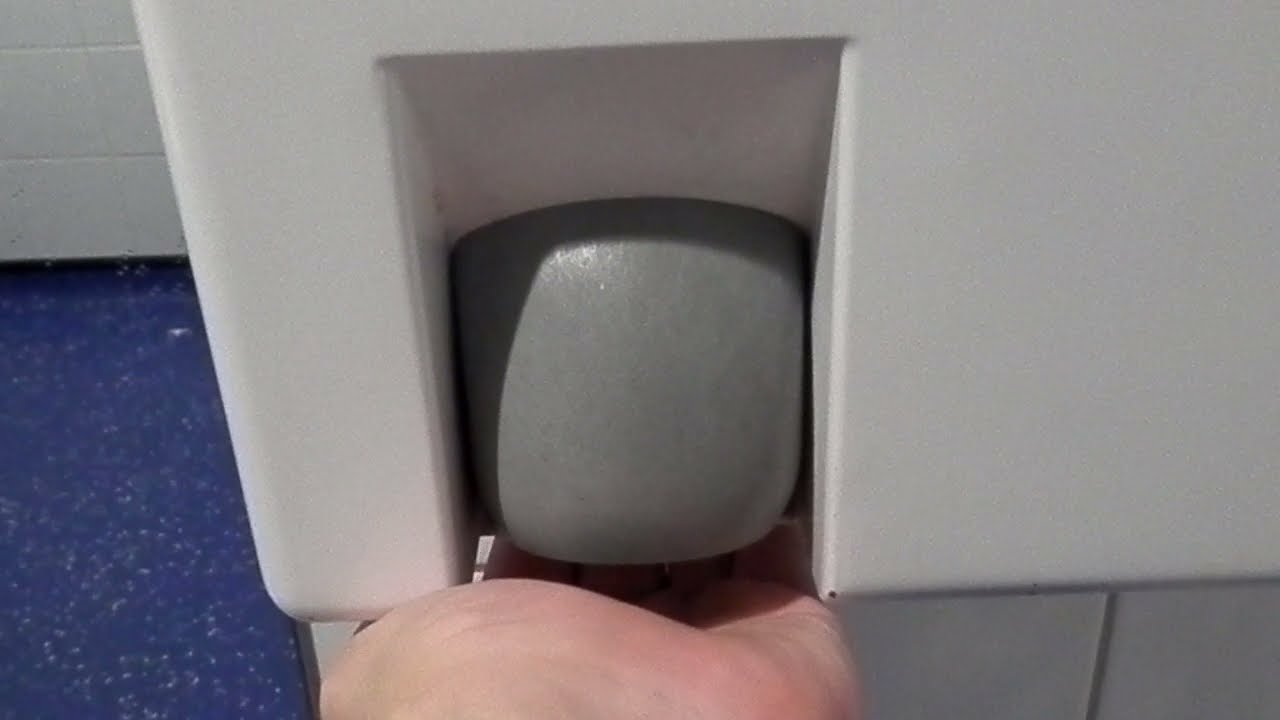 Unbranded Anda hand dryer 1, Smyths Toys Superstore 🚻♿, Hedge end, Hampshire