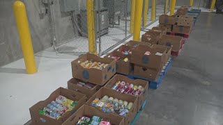 Mail carriers prepare to pick up food donations
