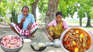 delicious chicken curry cooking &amp; eating for their lunch menu by santali tribe people||rural village