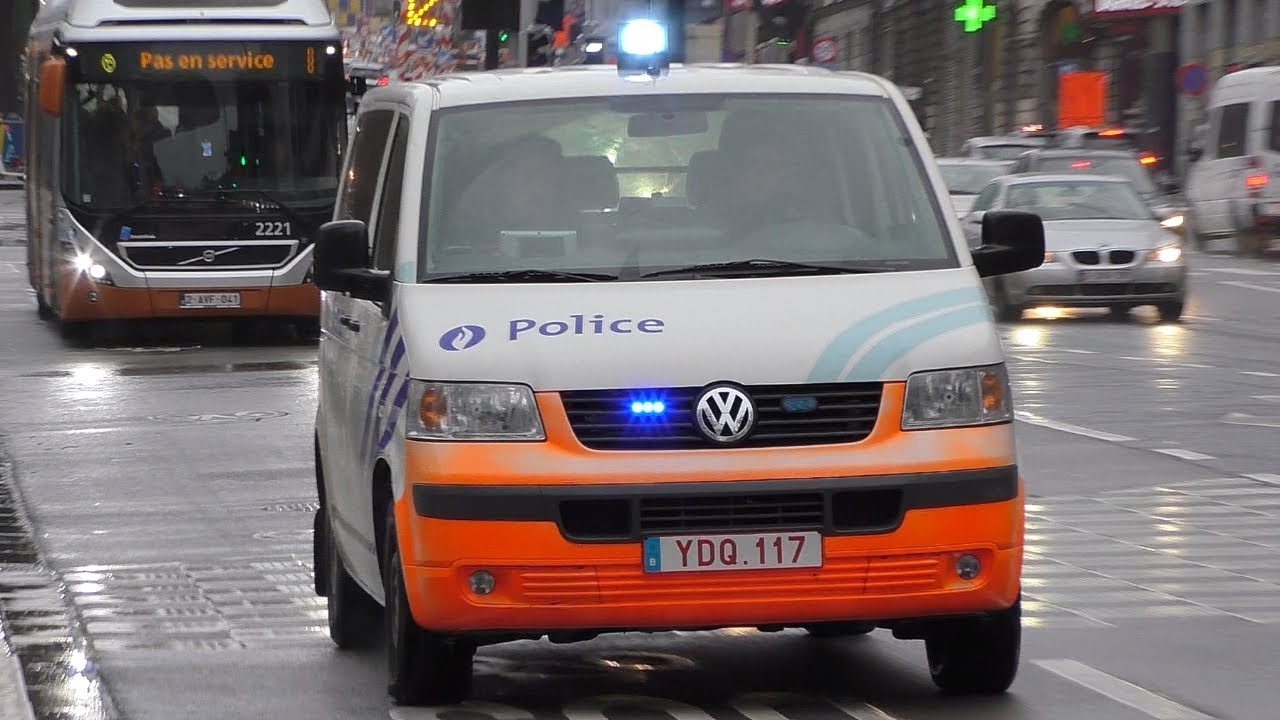 Brussels Police, Fire Brigade and Ambulance Service responding! | Services d'urgence de Bruxelles!