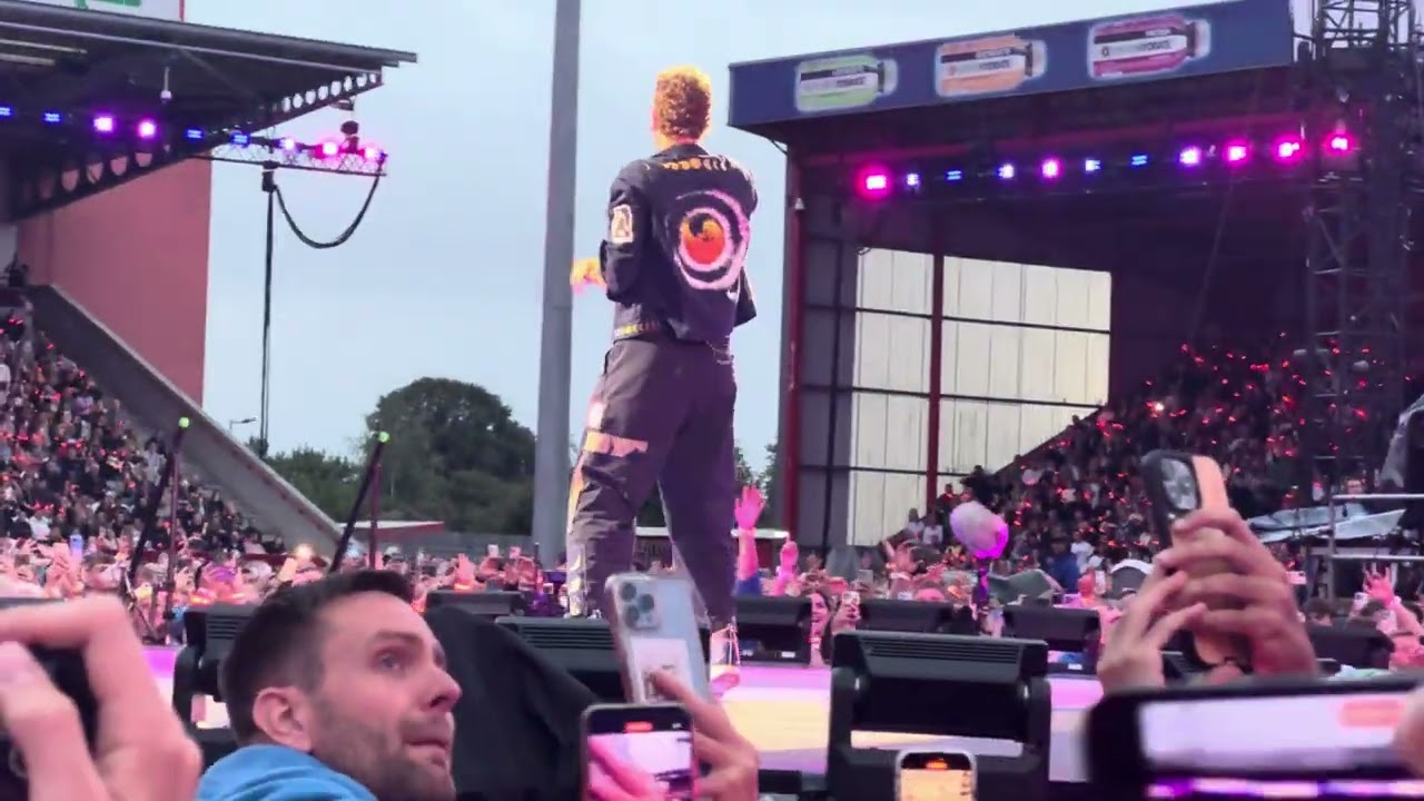 COLDPLAY HULL 2025 18TH AUGUST