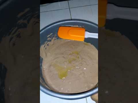 Video: Bagaimana Cara Menandatangani Kue?