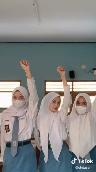 Tik tok goyang siswi SMA