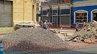 SÁBADOITO ALEGRE EN SAN SALVADOR Caminando por El Pulgarcito  está en vivo