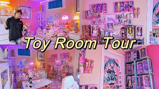 My Addiction: DOLLS & TOYS! HUGE Collection (200+) Pullip, BJD, Barbie, Anime, Plushies, Blind Boxes
