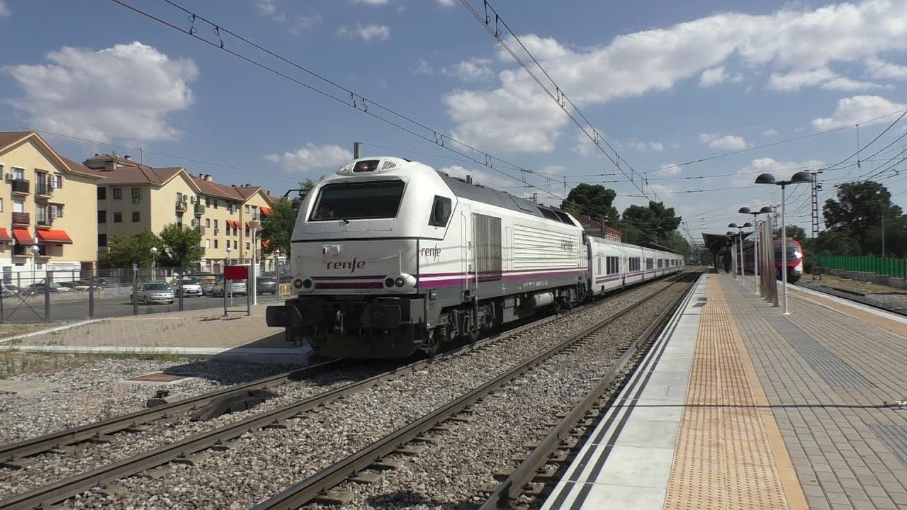 (HD) Renfe Class 334 diesels in Spain - July 2018