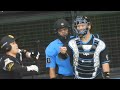 白井球審がファウルチップをボール判定に🤚誤魔化す近藤健介と爆笑する伏見寅威ww誤審だけど微笑ましい🤣 エスコンフィールド北海道日本ハムファイターズ
