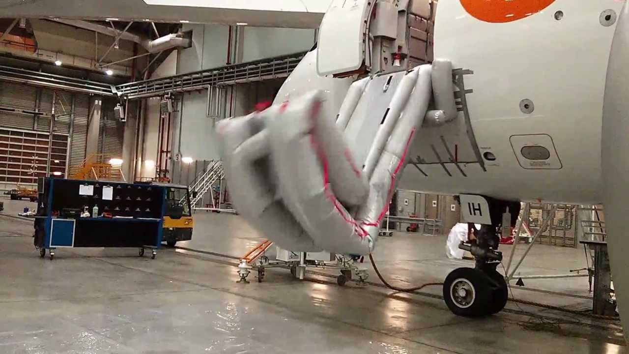 A320 Forward Emergency Slide Deployment - YouTube