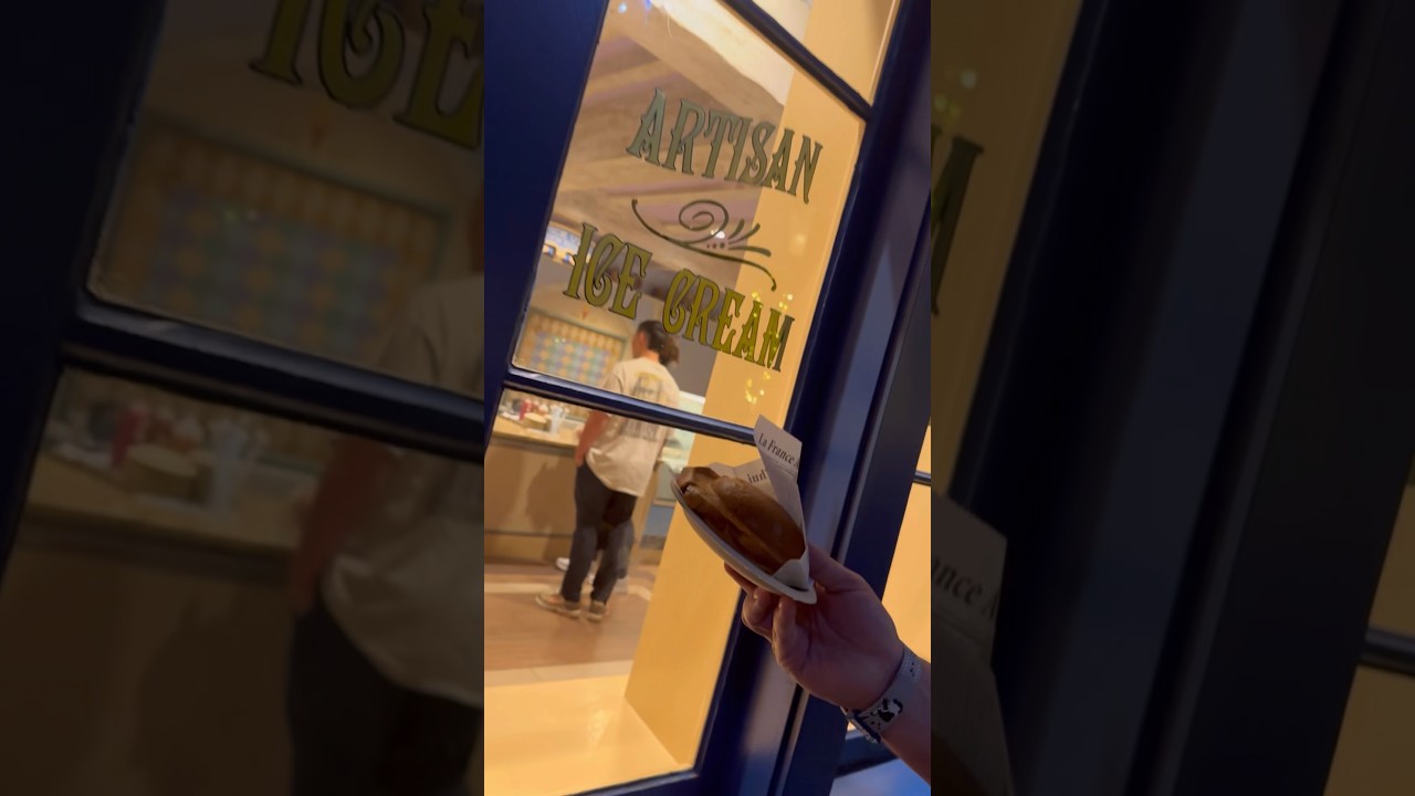 Is the Croque Glace at EPCOT’s L’Artisan des Glaces worth the hype? 