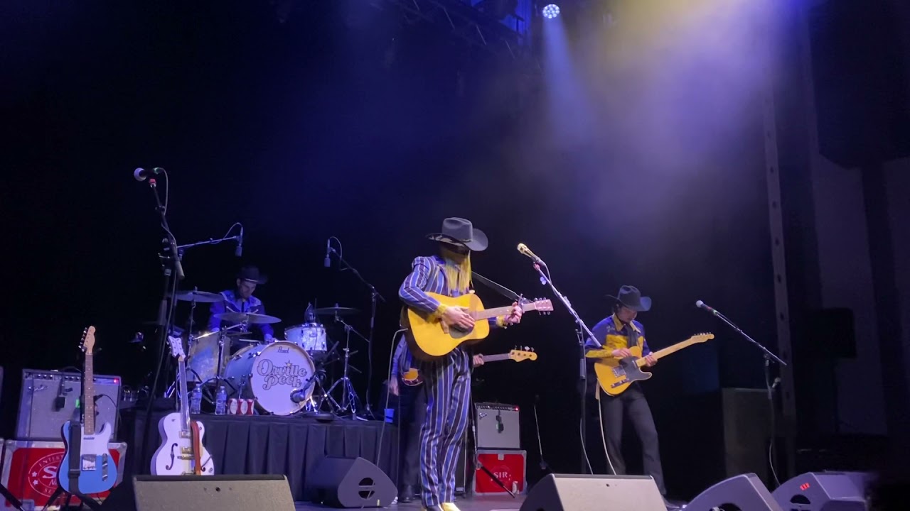 Orville Peck “Unchained Melody” Cover LIVE - Roxian Theater, Pittsburgh, PA