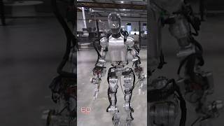 This humanoid robot can walk and seems to reason #shorts