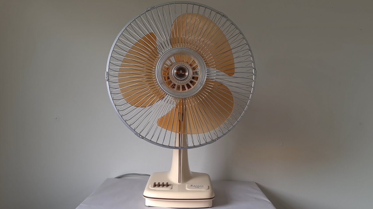 Vintage Sanyo Sleep Maker 16" Desk Fan Test