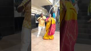 Gulabi Sharara Dance 