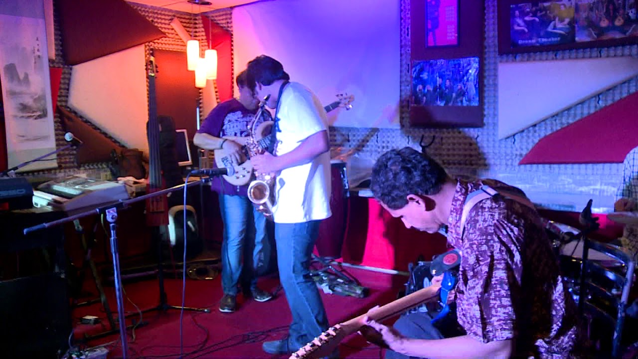 STORMBUG - Alex Fernandes (Official Music Video)