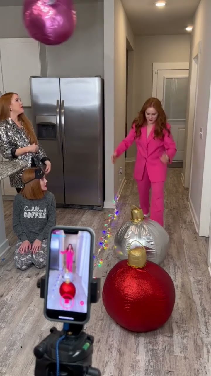 wait for it… ?? #christmas
