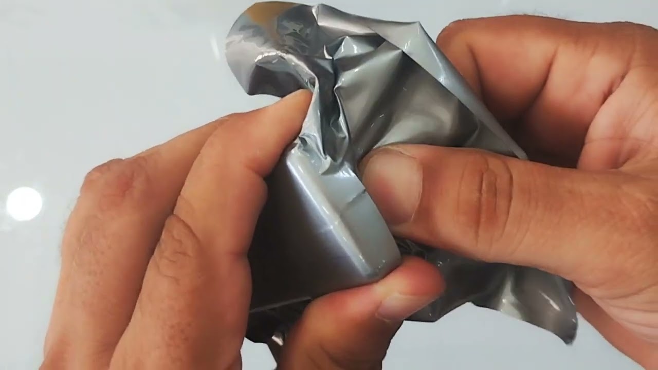 Como envelopar peças pequenas de plástico De Geladeira