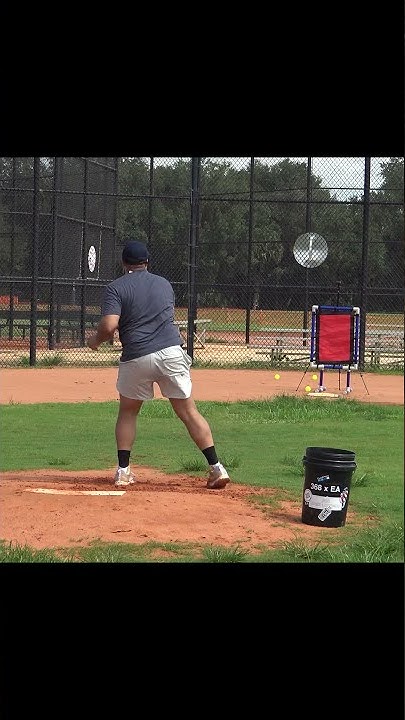How To Throw A Curveball With A Blitzball How to Throw a Nasty Blitzball Curveball - YouTube