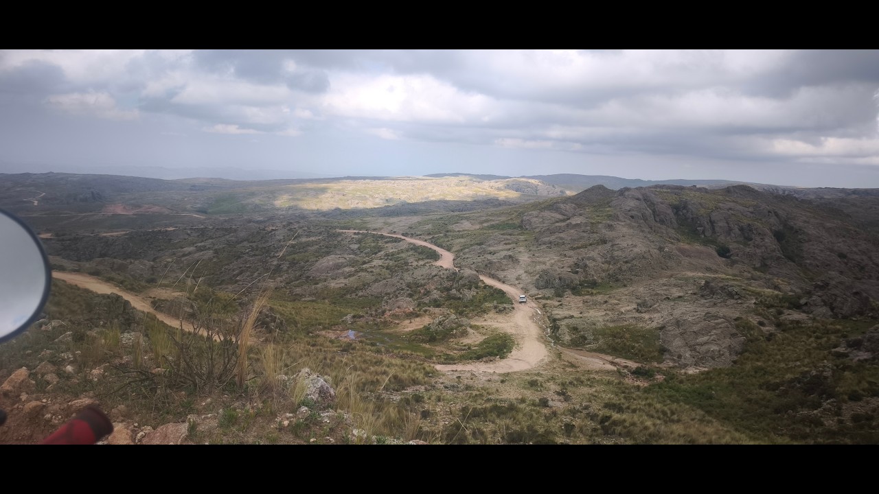 Copina en moto 🏍️  Uno de los caminos más  lindos de Córdoba.