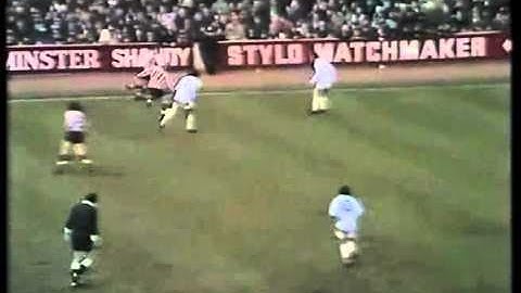 Leeds 7-0 Southampton - 4/3/1972 - Extended Highlights - 03