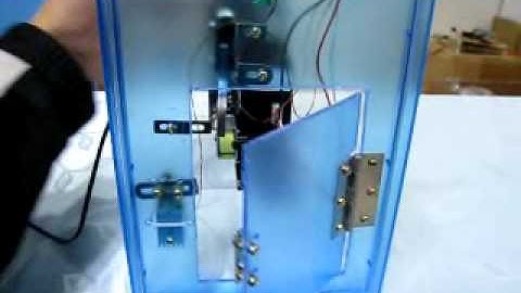 『好人助教』 8051專題製作：電子存錢筒 電子保險箱專題(新增門鎖功能)