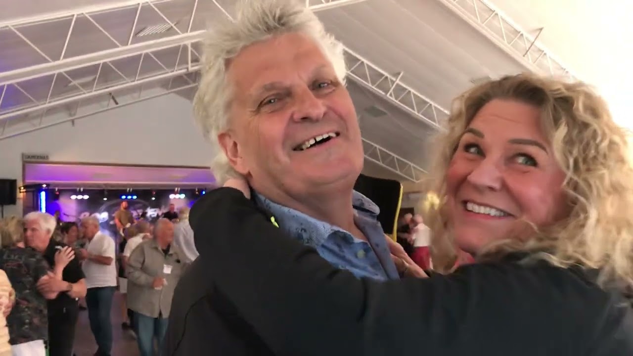 Bob Stevens-Barva 6/6-24*1