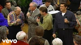 Video thumbnail of "Bill & Gloria Gaither - He Made a Change [Live] ft. The Cathedrals"