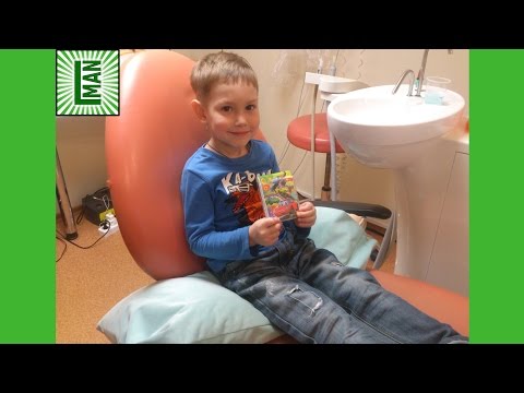 Ребенку лечат зубы.🏥 The child is treated teeth Ребенку лечат зубы.🏥 The child is treated teeth