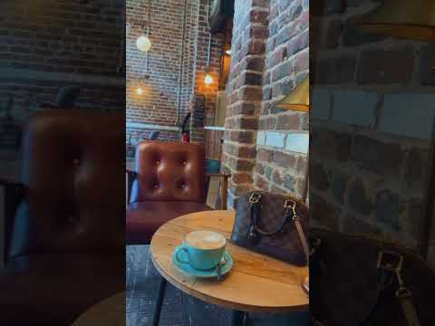 #cofeeshop #cofee #bracknell #uk #travelvlog #travel #trading #nasdaq #selfridges #lv #louisvuitton