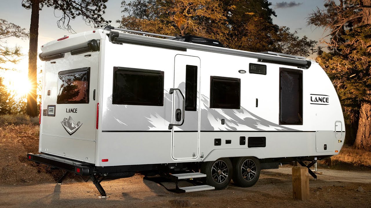 small travel trailers with 2 axles