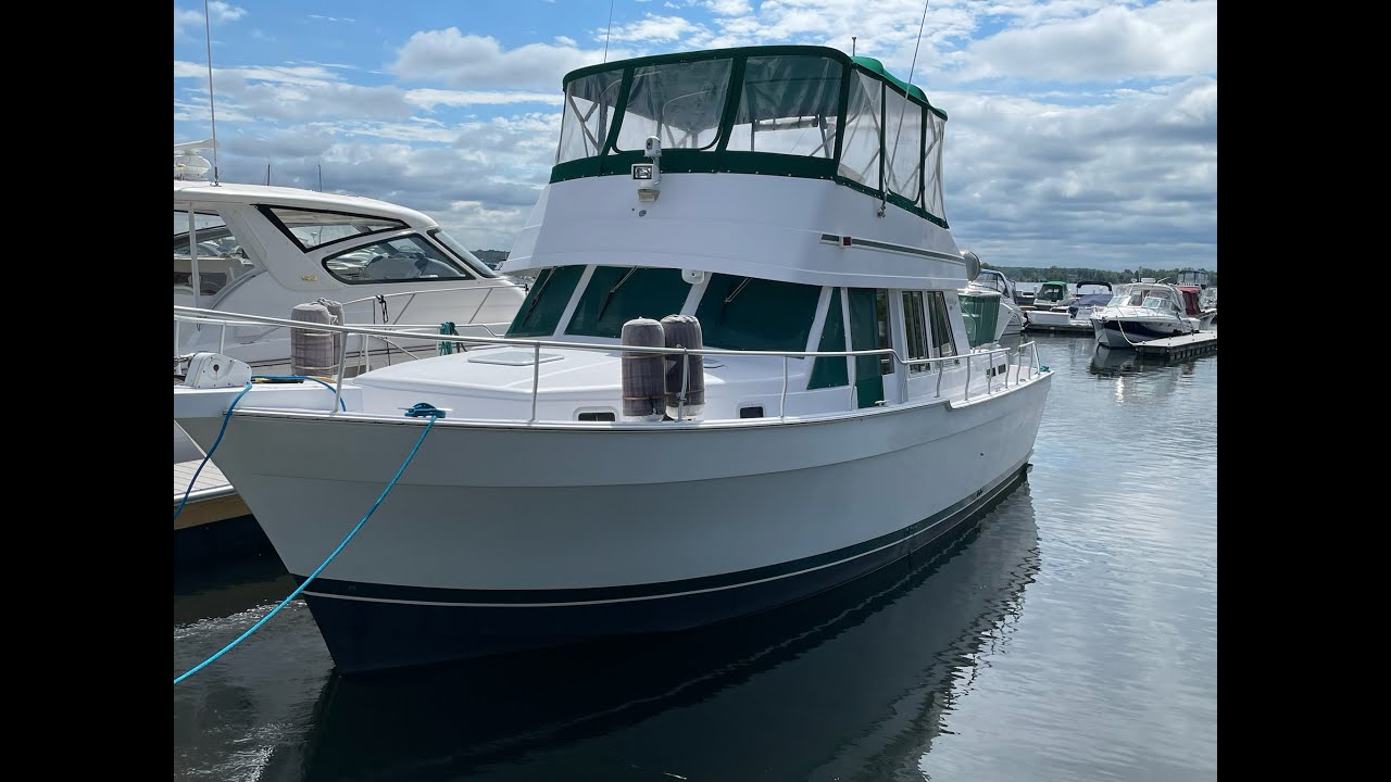 Mainship Trawler 430 Sold by CSA - YouTube