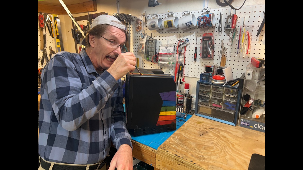 Sunday Retro Repair Show🔨 Lets Touch up the Color Stripes on the A Team Mac