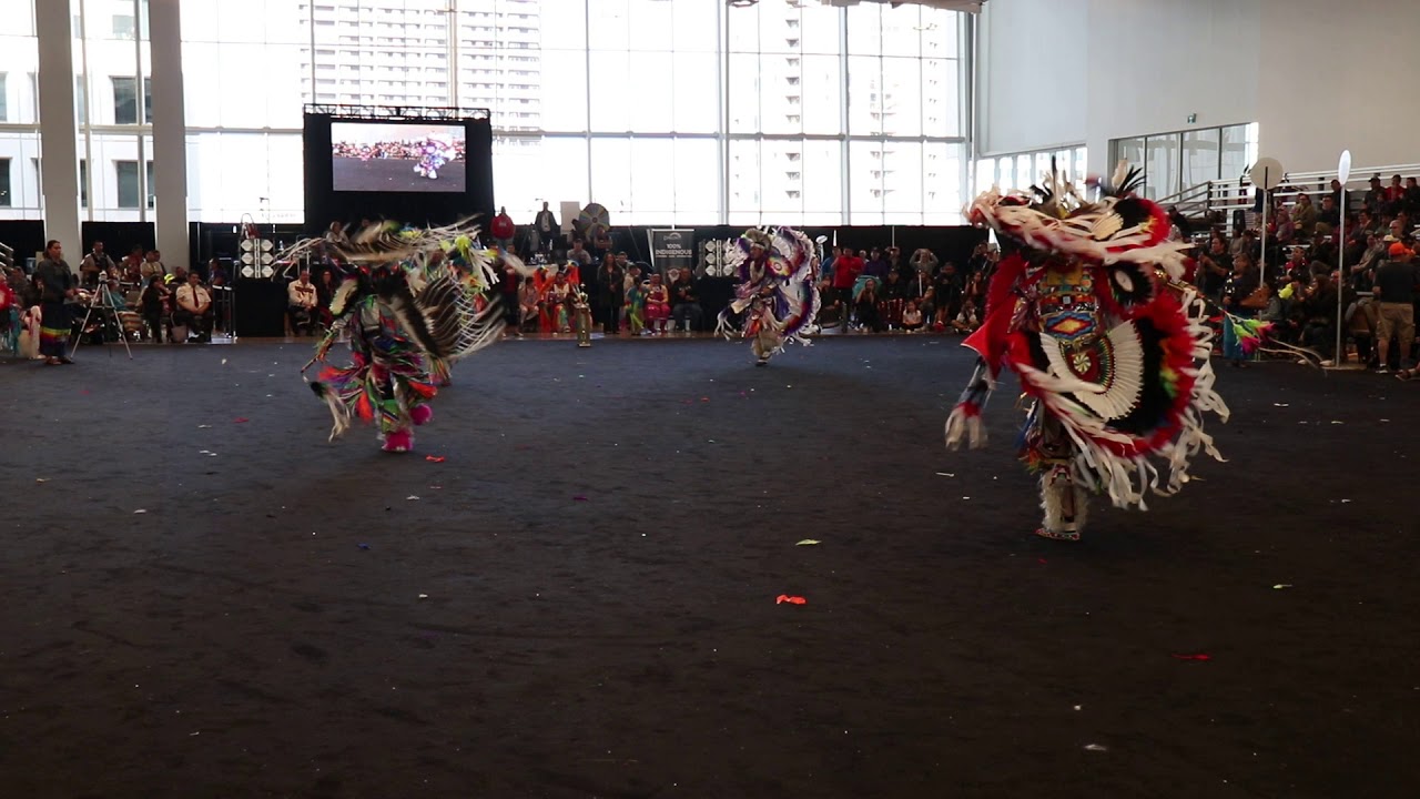 Eric Mentuck's Bustle Dome VS The World; Men's Fancy Feather Special - Manito Ahbee Pow wow - 2019