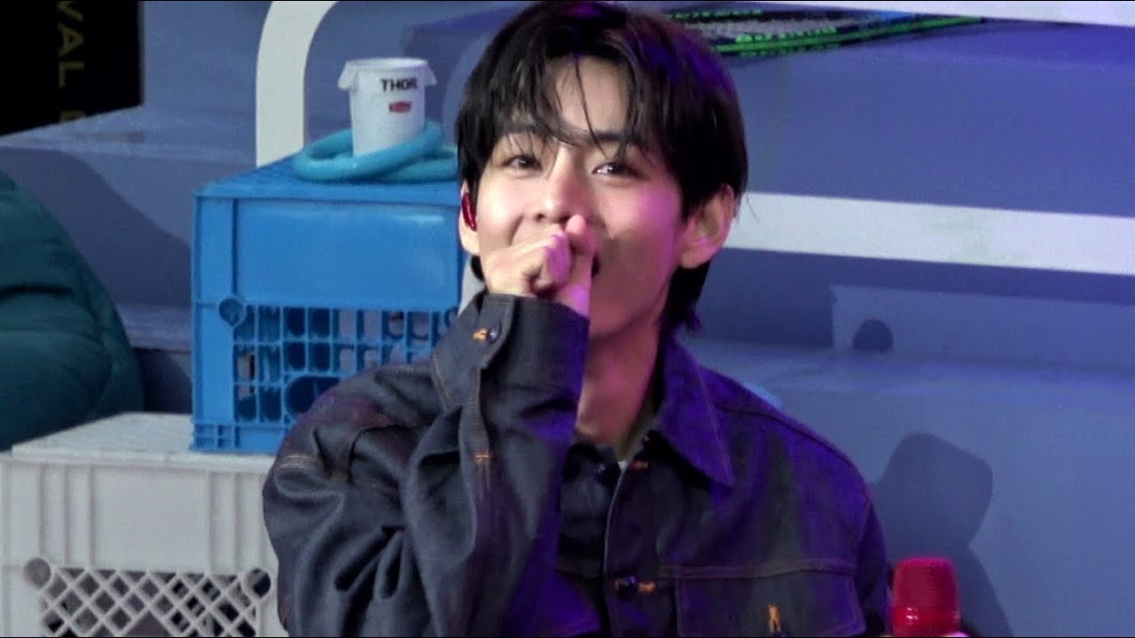 231014 방탄소년단 뷔 태형 팬미팅 Vicnic 뷔크닉 - [스아파] 잘 봐, 아미들 싸움이다