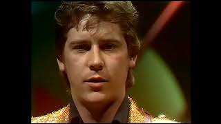 Watch Shakin Stevens Lonesome Town video