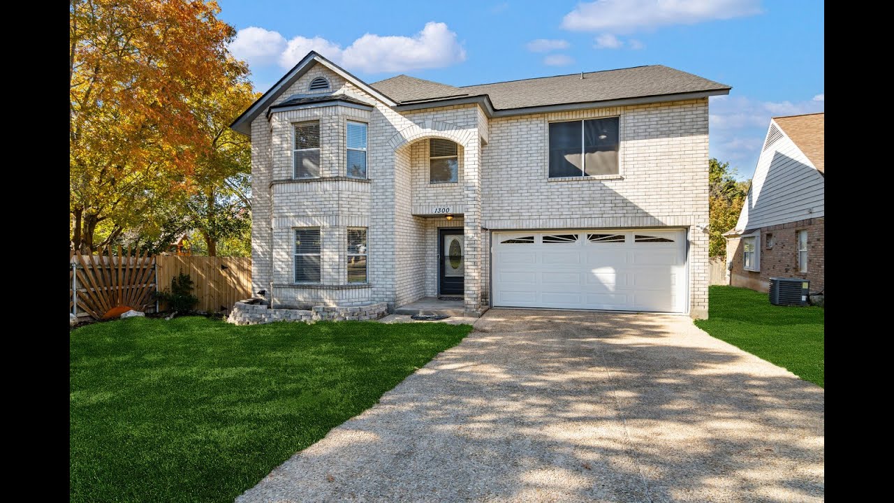 1300 Oak Path, San Antonio, TX 78258
