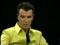 Capture de la vidéo David Byrne (Talking Heads) 1997 Interview With Charlie Rose