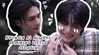 *MOMENTS* Hyunjin's continuous fascination with Jeongin -cut-