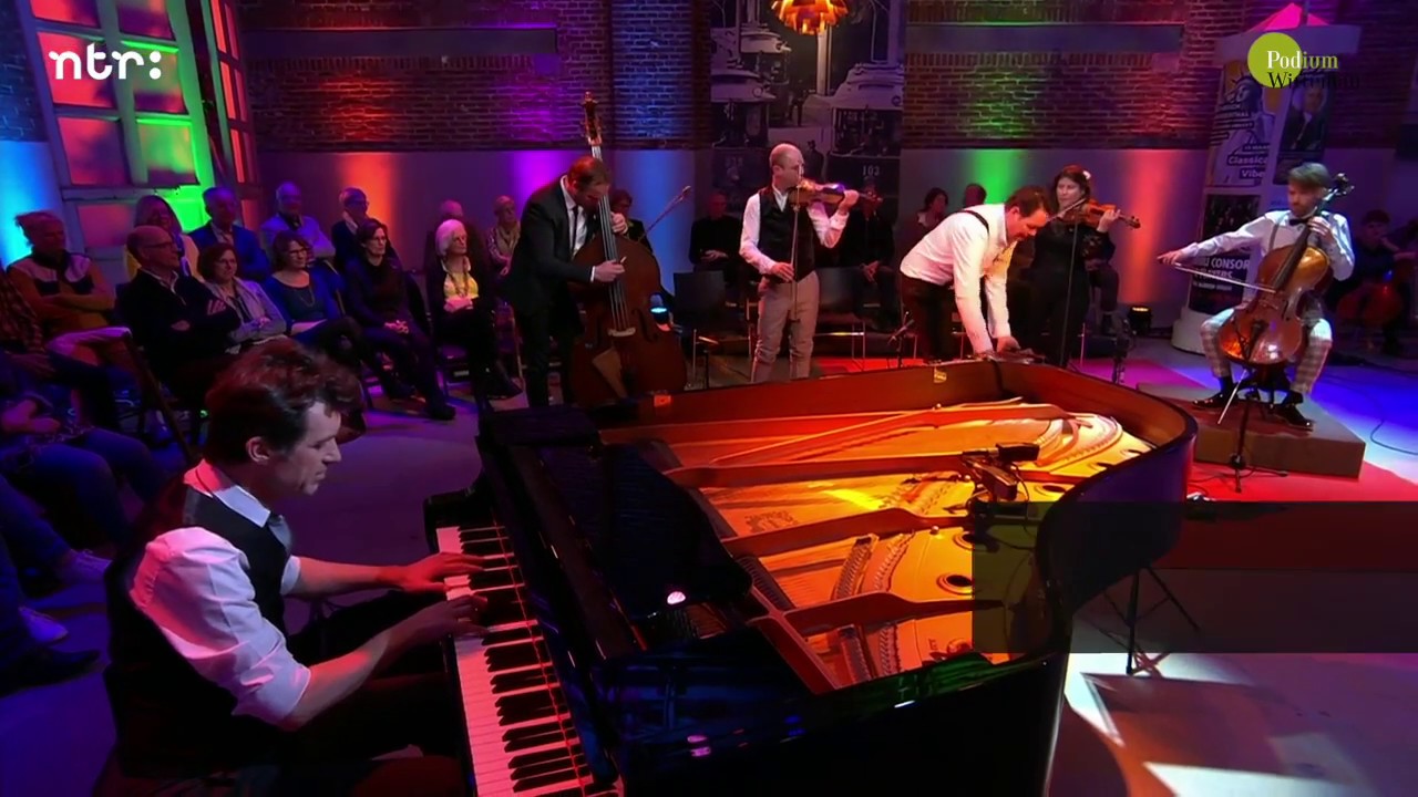 Carel Kraayenhof Ensemble - Cry Enough - Juan Pablo Dobal | Podium Witteman adlı videoyu YouTube'da izle Carel Kraayenhof Ensemble - Cry Enough - Juan Pablo Dobal | Podium Witteman adlı videoyu YouTube'da izle