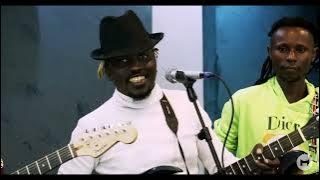 Vuusya Ungu  - Aka ni Mamithemba ( Live)