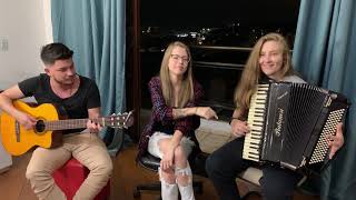 Video-Miniaturansicht von „Boate Azul - Milionário e José Rico (Thayná Bitencourt, Bia Socek e Japa Andrey - cover)“