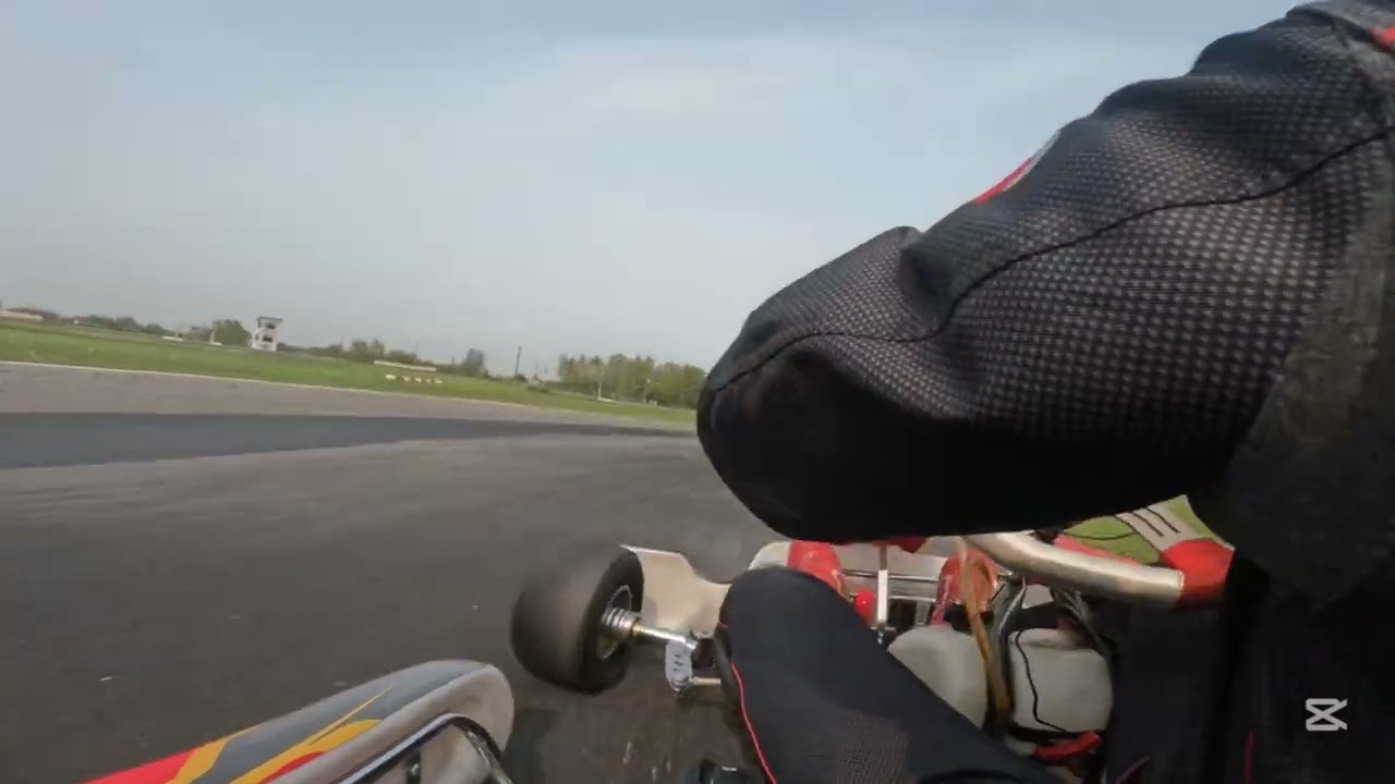 EDKRA RACE 2 pre final