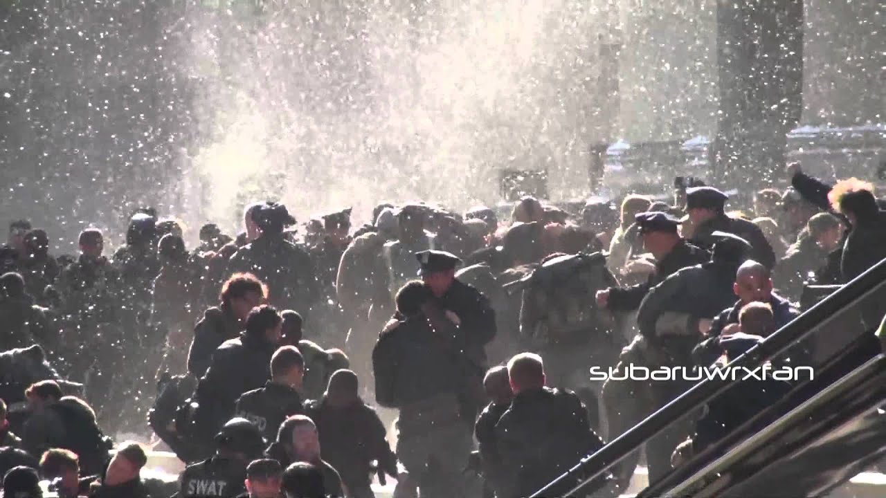 Batman and Bane Fighting at City Hall (Filming The Dark Knight Rises)