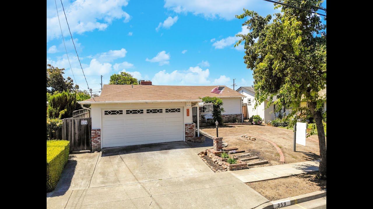Hayward home for Sale in Highly SoughtAfter Fairway Park! 359