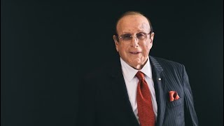 Clive Davis Pulled The Plug 🔌 On The 3,6