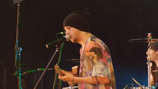 Video thumbnail of "Twenty One Pilots - "Isle Of Flightless Birds" Live (Pinkpop 2014)"