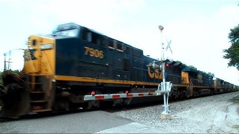 CSX Power Move 9 Locomotives