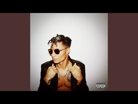 Guarda Live Your Fantasy su YouTube Guarda Live Your Fantasy su YouTube