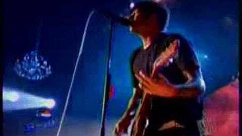 Blink 182 - I Miss You & The Rock Show (live in Pepsi smash)