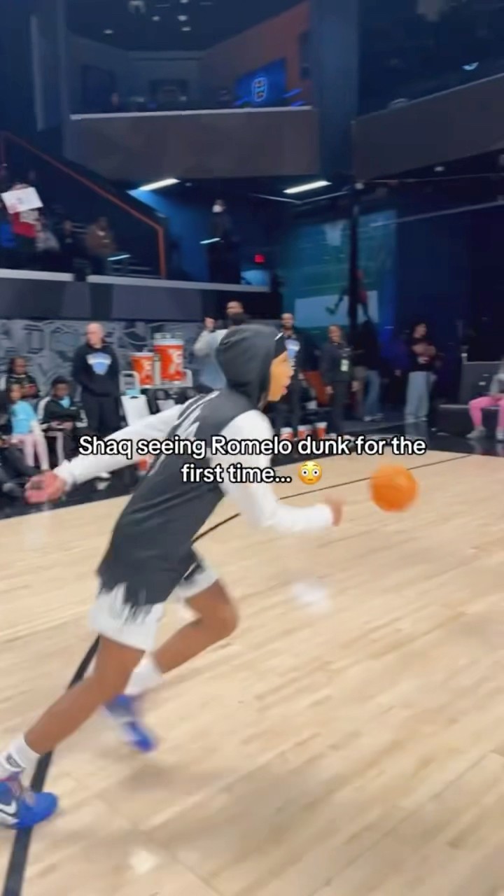 Shaq had to see the bounciness for himself ? #shorts #basketball #overtime #ote