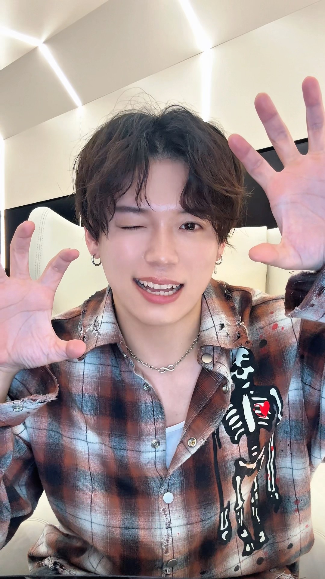 にゃ🐻‍❄️🐾 #加納嘉将 #YOSHI #BALLISTIKBOYZ - YouTube